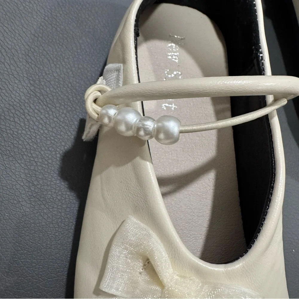 N/A faux leather